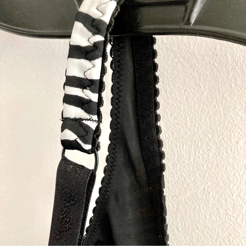 Intimates | New Zebra Pattern Bra - Picture 8 of 15